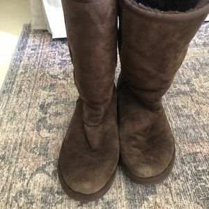 UGG Boots tall chocolate